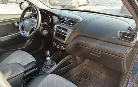 KIA Rio III рестайлинг, 2015 год, 920 000 рублей, 10 фотография