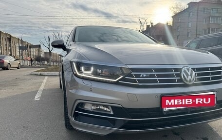 Volkswagen Passat B8 рестайлинг, 2017 год, 2 450 000 рублей, 3 фотография