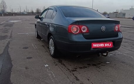 Volkswagen Passat B6, 2010 год, 630 000 рублей, 2 фотография
