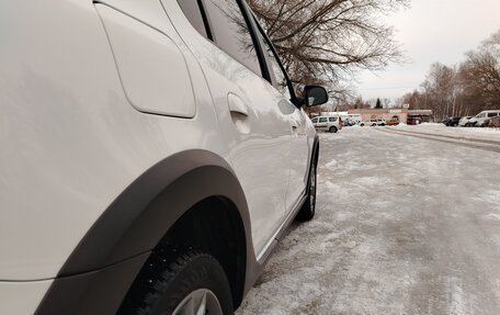 Renault Logan II, 2019 год, 960 000 рублей, 10 фотография