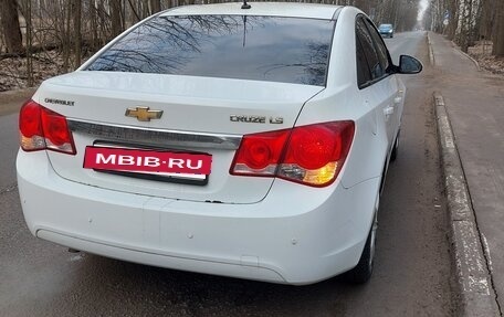 Chevrolet Cruze II, 2011 год, 630 000 рублей, 4 фотография