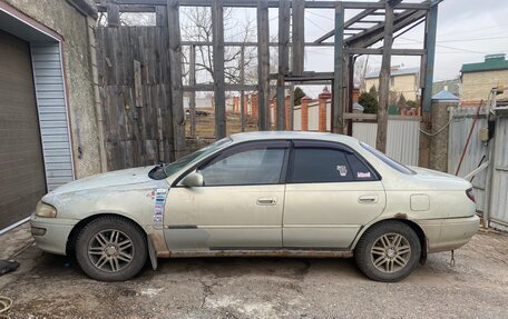 Toyota Carina, 1993 год, 200 000 рублей, 3 фотография