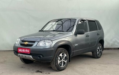 Chevrolet Niva I рестайлинг, 2011 год, 490 000 рублей, 1 фотография