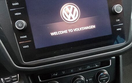 Volkswagen Tiguan II, 2020 год, 2 750 000 рублей, 11 фотография