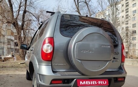 Chevrolet Niva I рестайлинг, 2012 год, 700 000 рублей, 3 фотография