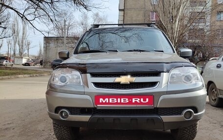 Chevrolet Niva I рестайлинг, 2012 год, 700 000 рублей, 2 фотография