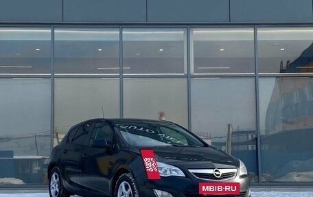 Opel Astra J, 2011 год, 595 000 рублей, 2 фотография