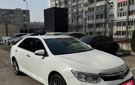Toyota Camry, 2017 год, 2 050 000 рублей, 2 фотография