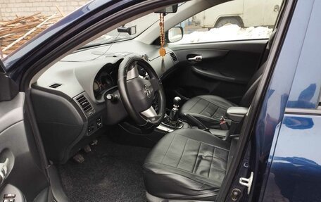 Toyota Corolla, 2012 год, 1 300 000 рублей, 9 фотография
