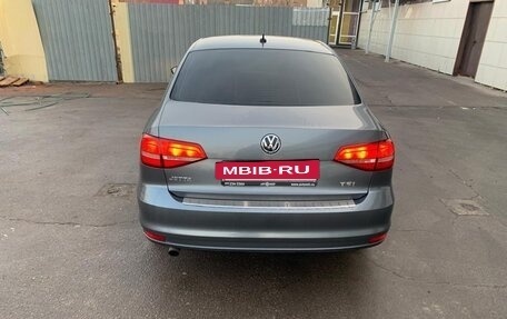 Volkswagen Jetta VI, 2014 год, 1 000 000 рублей, 2 фотография