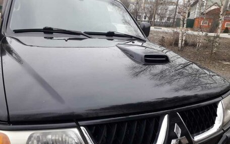 Mitsubishi Pajero Sport II рестайлинг, 2007 год, 1 350 000 рублей, 24 фотография