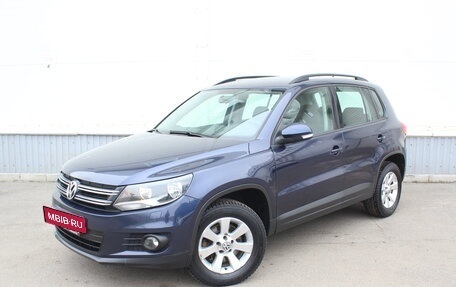 Volkswagen Tiguan I, 2013 год, 1 050 000 рублей, 2 фотография