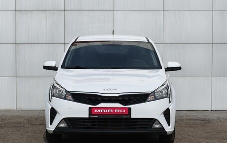 KIA Rio IV, 2021 год, 1 799 000 рублей, 3 фотография