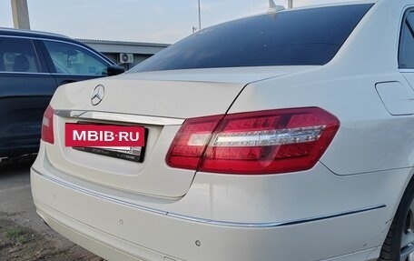 Mercedes-Benz E-Класс, 2011 год, 1 500 000 рублей, 5 фотография