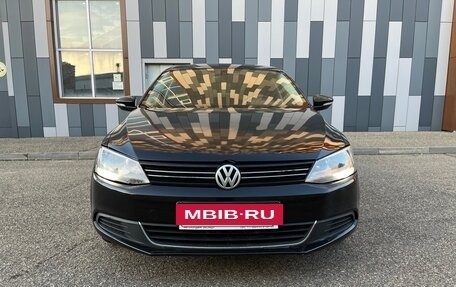 Volkswagen Jetta VI, 2014 год, 995 000 рублей, 2 фотография