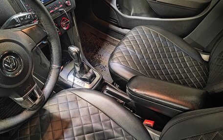 Volkswagen Polo VI (EU Market), 2012 год, 800 000 рублей, 3 фотография