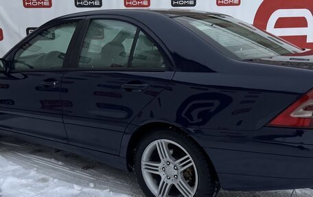 Mercedes-Benz C-Класс, 2003 год, 499 999 рублей, 6 фотография