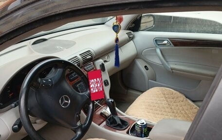 Mercedes-Benz C-Класс, 2001 год, 480 000 рублей, 2 фотография