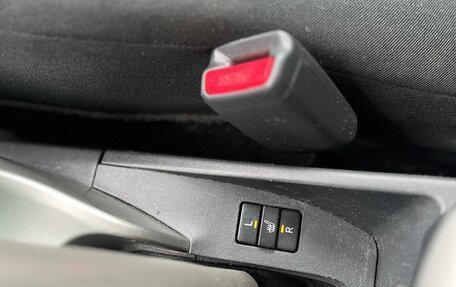 Toyota Auris II, 2009 год, 700 000 рублей, 16 фотография