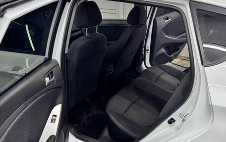 Hyundai Solaris II рестайлинг, 2015 год, 1 240 000 рублей, 6 фотография