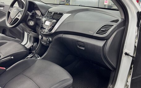 Hyundai Solaris II рестайлинг, 2015 год, 1 240 000 рублей, 8 фотография