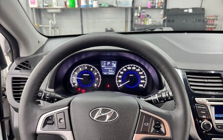 Hyundai Solaris II рестайлинг, 2015 год, 1 240 000 рублей, 9 фотография