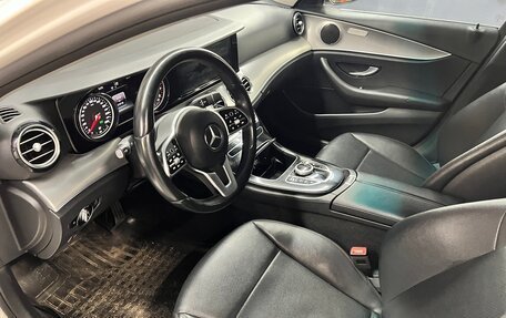 Mercedes-Benz E-Класс, 2018 год, 2 150 000 рублей, 13 фотография