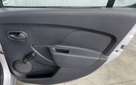 Renault Sandero II рестайлинг, 2015 год, 767 000 рублей, 17 фотография