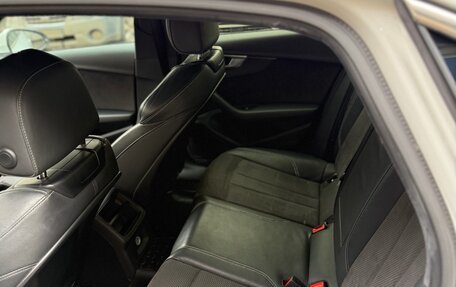 Audi A4, 2017 год, 2 290 000 рублей, 10 фотография
