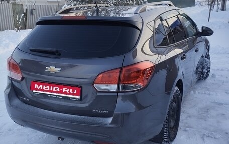 Chevrolet Cruze II, 2013 год, 800 000 рублей, 3 фотография