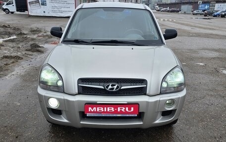 Hyundai Tucson III, 2008 год, 570 000 рублей, 1 фотография