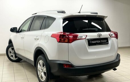 Toyota RAV4, 2014 год, 2 359 000 рублей, 6 фотография