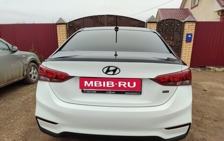 Hyundai Solaris II рестайлинг, 2018 год, 985 000 рублей, 16 фотография