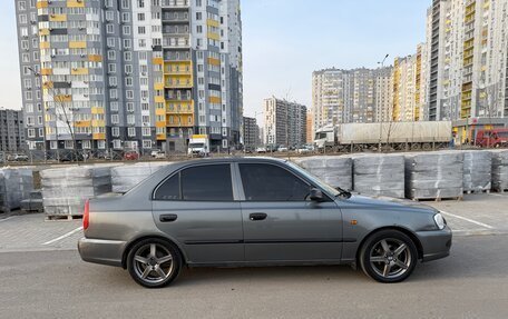 Hyundai Accent II, 2002 год, 400 000 рублей, 3 фотография