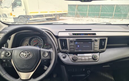 Toyota RAV4, 2013 год, 1 690 000 рублей, 6 фотография