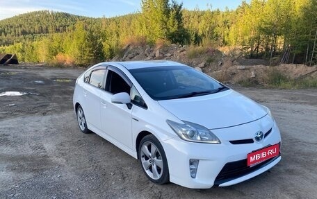Toyota Prius, 2012 год, 1 250 000 рублей, 1 фотография
