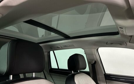 Volkswagen Tiguan II, 2019 год, 3 450 000 рублей, 15 фотография