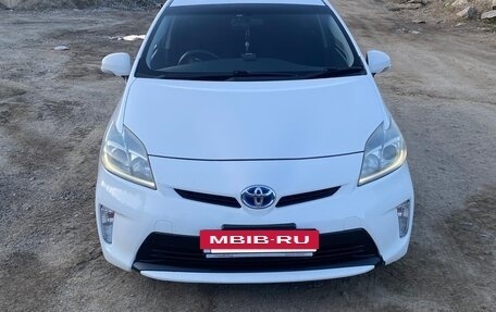 Toyota Prius, 2012 год, 1 250 000 рублей, 2 фотография