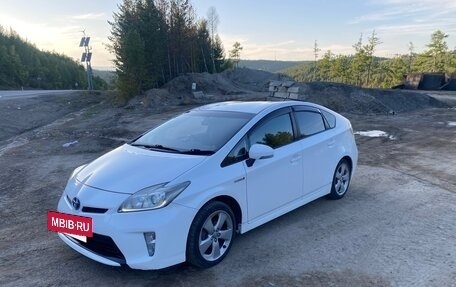 Toyota Prius, 2012 год, 1 250 000 рублей, 3 фотография