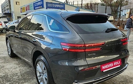 Genesis GV70, 2025 год, 5 200 000 рублей, 3 фотография