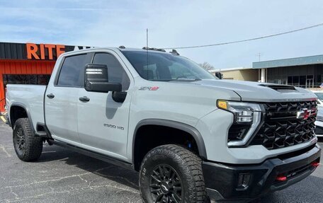 Chevrolet Silverado, 2024 год, 13 640 000 рублей, 3 фотография