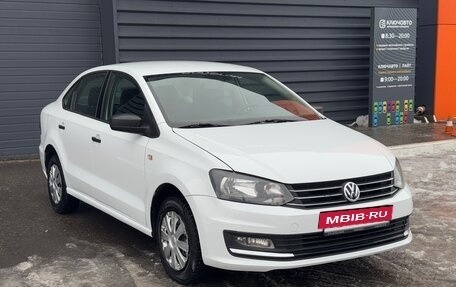 Volkswagen Polo VI (EU Market), 2019 год, 600 000 рублей, 3 фотография