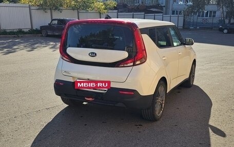 KIA Soul III, 2021 год, 2 000 000 рублей, 5 фотография