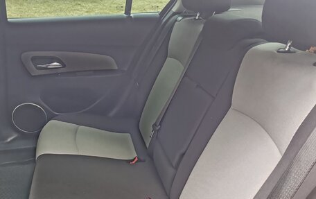 Chevrolet Cruze II, 2011 год, 720 000 рублей, 9 фотография