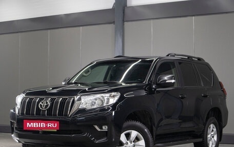 Toyota Land Cruiser Prado 150 рестайлинг 2, 2020 год, 4 149 000 рублей, 2 фотография