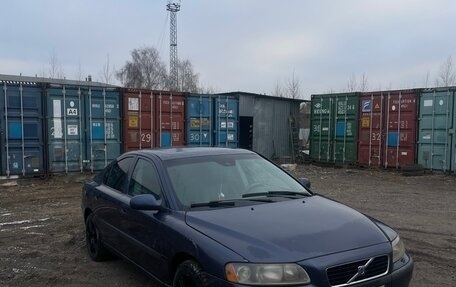 Volvo S60 III, 2002 год, 250 000 рублей, 2 фотография