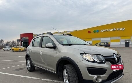 Renault Sandero II рестайлинг, 2017 год, 995 000 рублей, 4 фотография