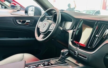 Volvo XC60 II, 2021 год, 3 269 000 рублей, 7 фотография