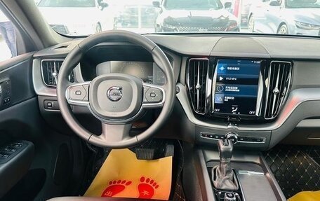 Volvo XC60 II, 2021 год, 3 269 000 рублей, 8 фотография