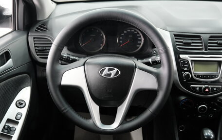 Hyundai Solaris II рестайлинг, 2011 год, 889 000 рублей, 9 фотография